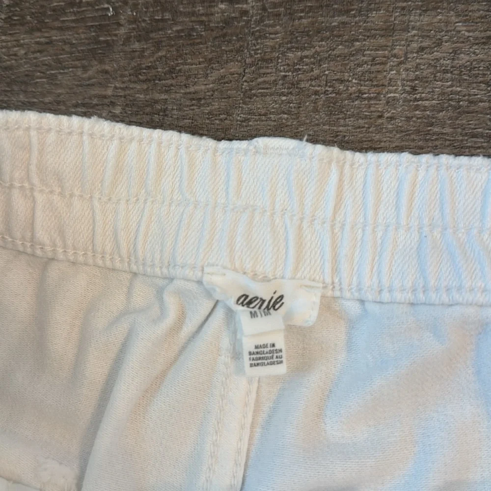 Aerie distressed shorts - Picture 2 of 2